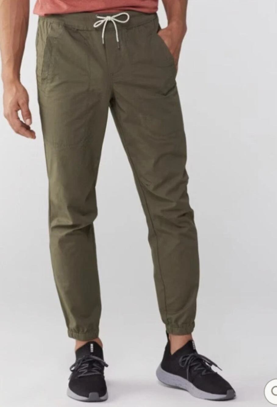 Vuori Men's Ripstop Traveler Jogger Pants Army Green Elastic Waist Size XL